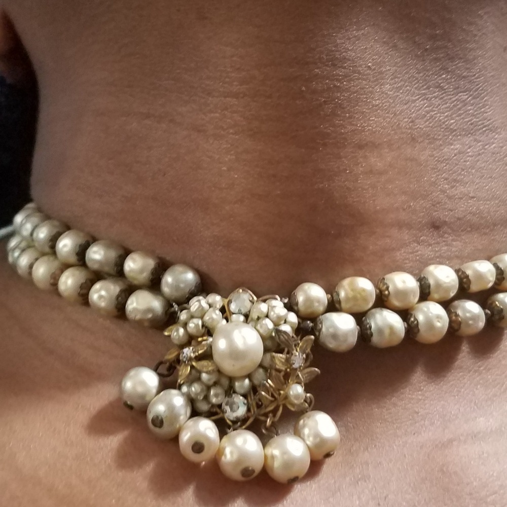 De mario vintage necklace